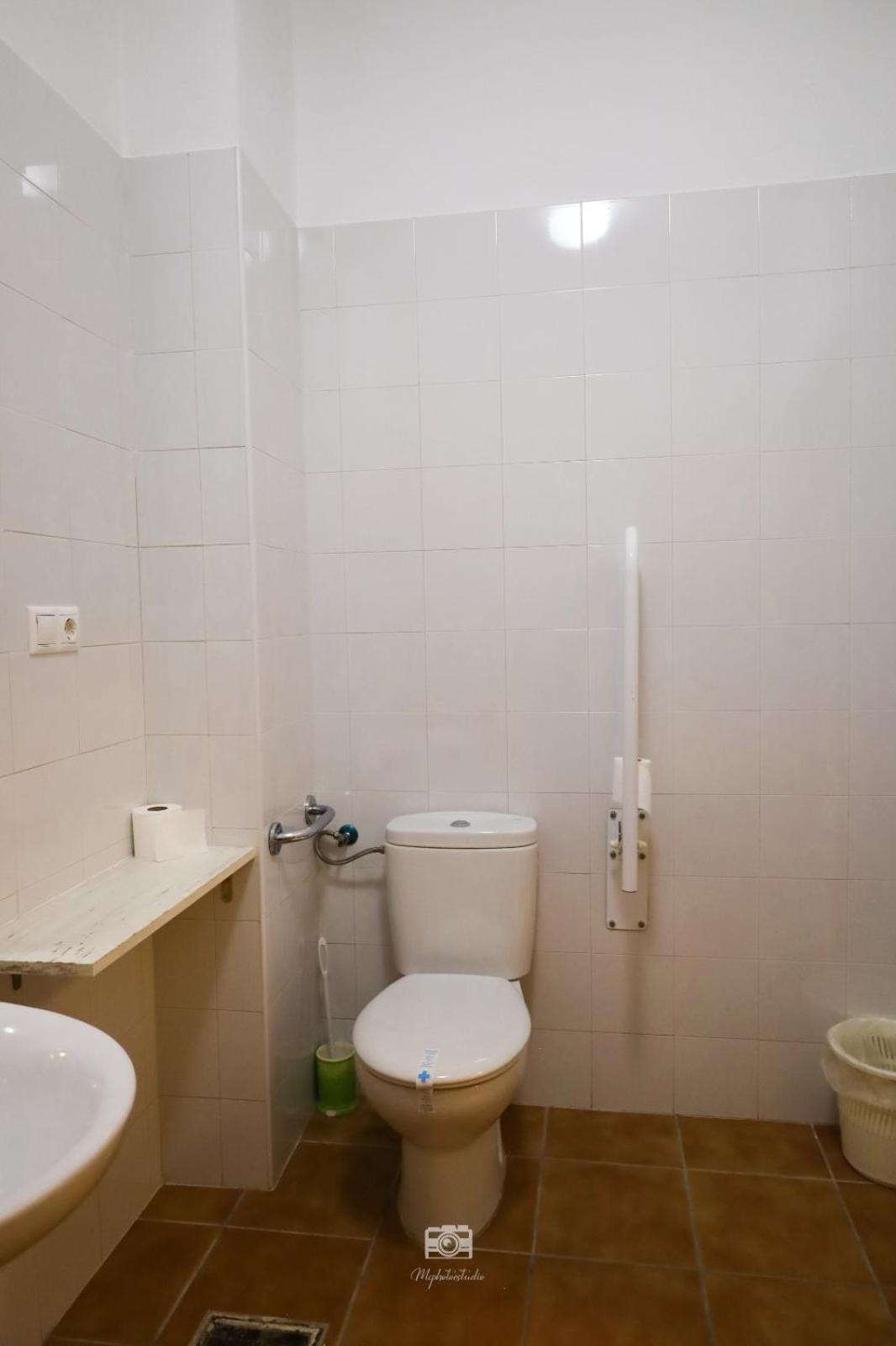 Hospedium Dlj Hostal Ben Nassar Arjona Luaran gambar