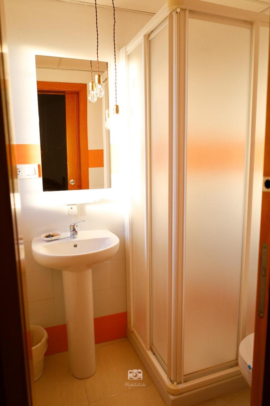 Hospedium Dlj Hostal Ben Nassar Arjona Luaran gambar