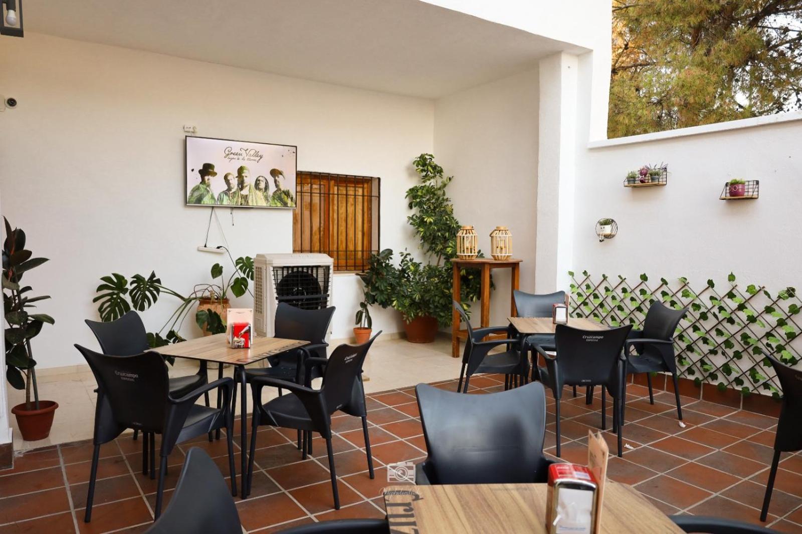 Hospedium Dlj Hostal Ben Nassar Arjona Luaran gambar