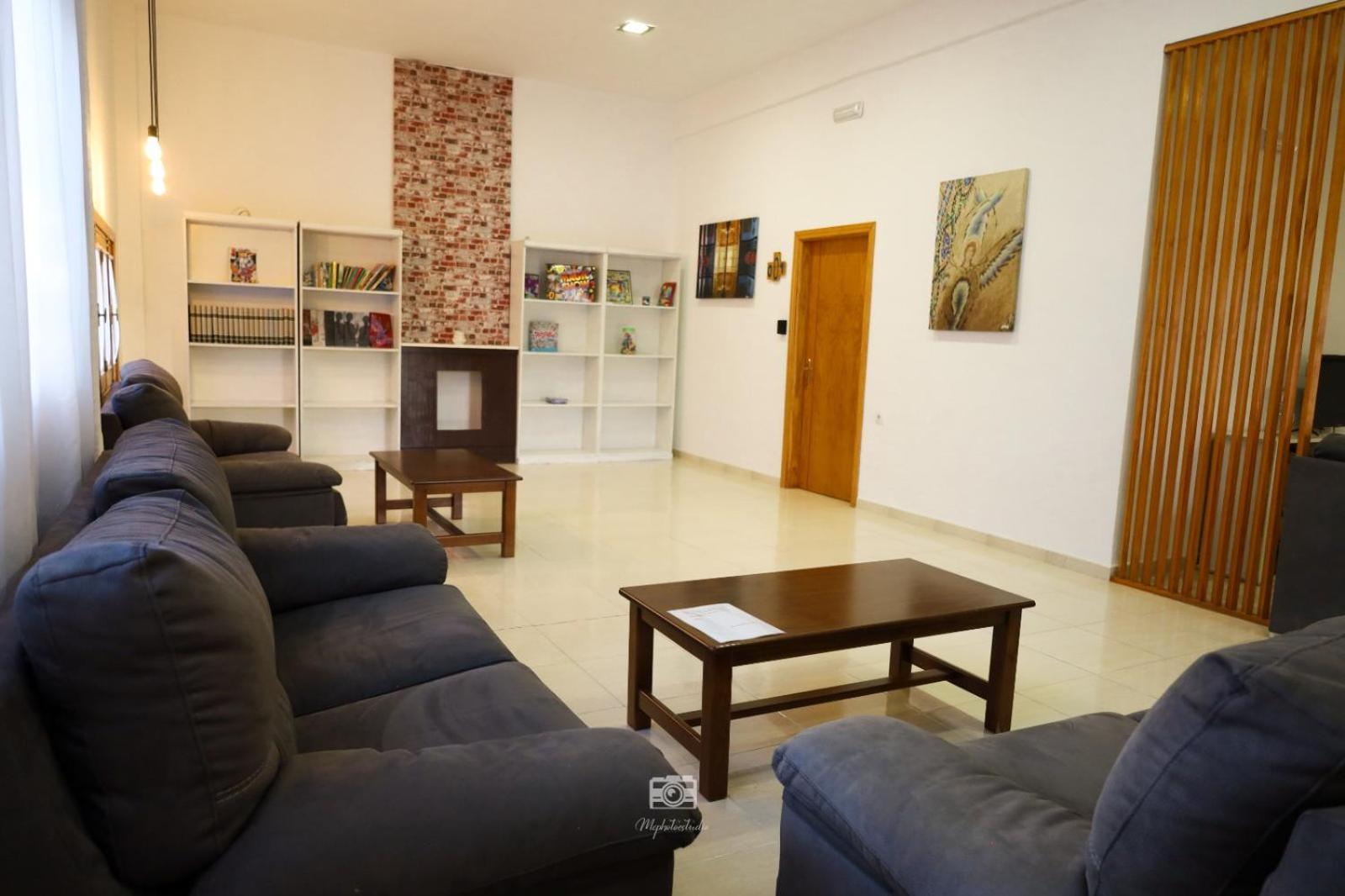 Hospedium Dlj Hostal Ben Nassar Arjona Luaran gambar