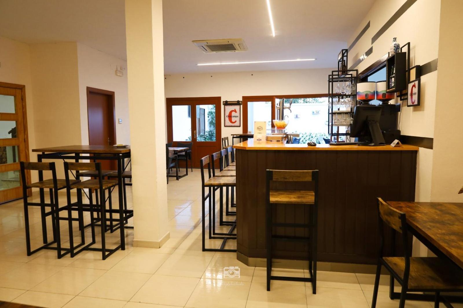 Hospedium Dlj Hostal Ben Nassar Arjona Luaran gambar